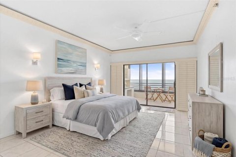 Condo in Sarasota, Florida, 3 bedrooms  № 2379407 - photo 8