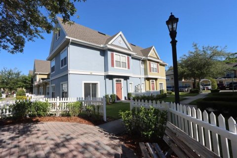 Condominio en venta en Kissimmee, Florida, 4 dormitorios, 136.57 m2 № 1732392 - foto 1