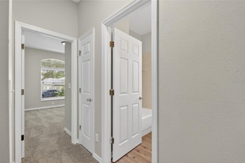 House in Valrico, Florida 5 bedrooms, 257.62 sq.m. № 1871145 - photo 17