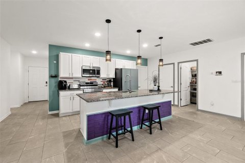 House in Palm Coast, Florida 4 bedrooms, 190.54 sq.m. № 1773693 - photo 5