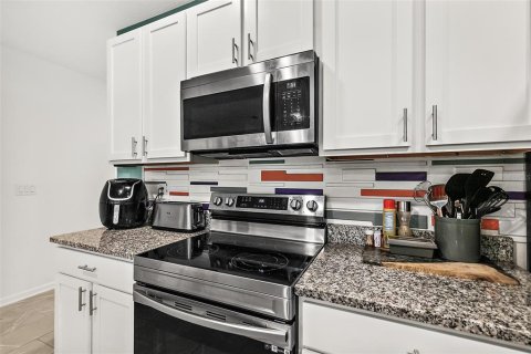 House in Palm Coast, Florida 4 bedrooms, 190.54 sq.m. № 1773693 - photo 7