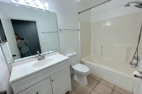 Купить кондоминиум в Гейнсвилл, Флорида 8 комнат, 151.34м2, № 2098967 - фото 18