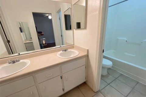 Купить кондоминиум в Гейнсвилл, Флорида 8 комнат, 151.34м2, № 2098967 - фото 17