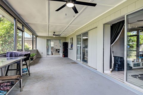 House in Port Charlotte, Florida 2 bedrooms, 110.18 sq.m. № 1776768 - photo 29
