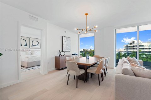 Copropriété à louer à Bay Harbor Islands, Floride: 2 chambres, 172.89 m2 № 2242607 - photo 10