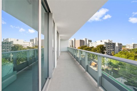 Copropriété à louer à Bay Harbor Islands, Floride: 2 chambres, 172.89 m2 № 2242607 - photo 30