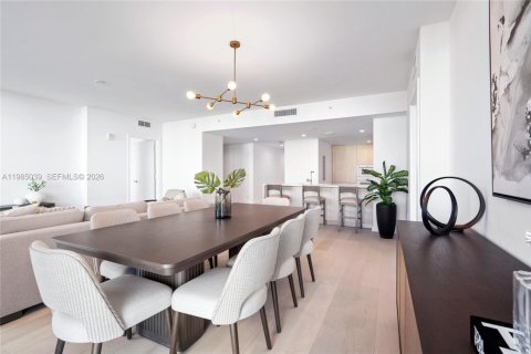 Copropriété à louer à Bay Harbor Islands, Floride: 2 chambres, 172.89 m2 № 2242607 - photo 11