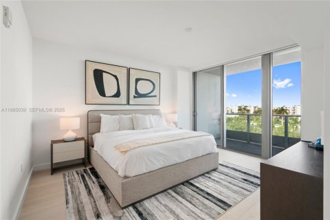 Copropriété à louer à Bay Harbor Islands, Floride: 2 chambres, 172.89 m2 № 2242607 - photo 15