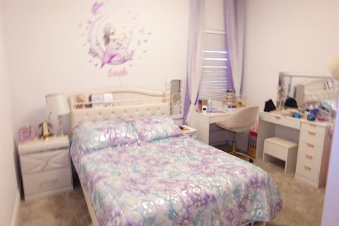 Adosado en venta en Winter Garden, Florida, 4 dormitorios, 213.95 m2 № 2197101 - foto 10