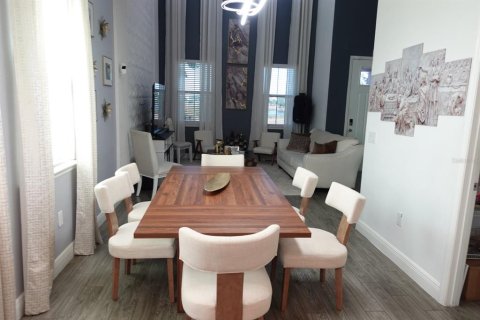 Adosado en venta en Winter Garden, Florida, 4 dormitorios, 213.95 m2 № 2197101 - foto 5