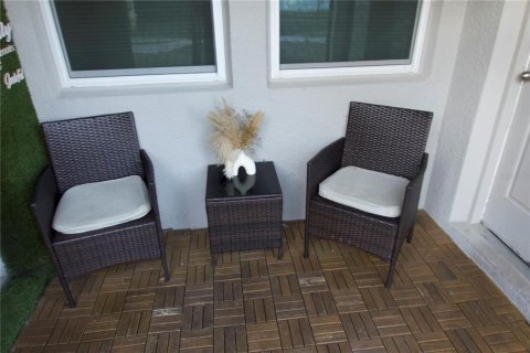 Adosado en venta en Winter Garden, Florida, 4 dormitorios, 213.95 m2 № 2197101 - foto 14