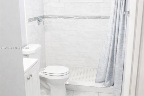 Купить кондоминиум в Майами, Флорида 3 спальни, 108.42м2, № 2010106 - фото 11