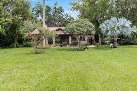 House in Apopka, Florida 3 bedrooms, 209.22 sq.m. № 1899848 - photo 1
