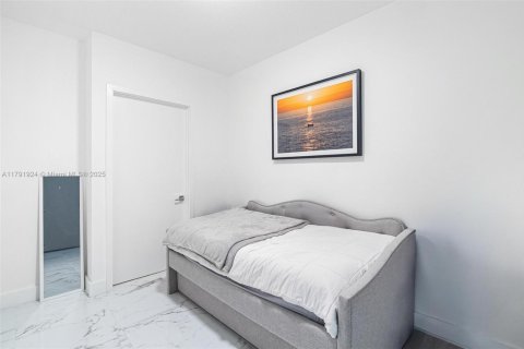 Купить кондоминиум в Майами, Флорида 1 спальня, 82.5м2, № 1958148 - фото 19