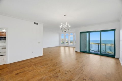 Copropriété à vendre à Saint Petersburg, Floride: 3 chambres, 241.55 m2 № 2400207 - photo 13