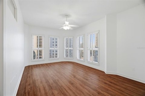 Copropriété à vendre à Saint Petersburg, Floride: 3 chambres, 241.55 m2 № 2400207 - photo 21