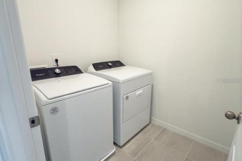 Touwnhouse à louer à Clermont, Floride: 3 chambres, 137.96 m2 № 2359398 - photo 10
