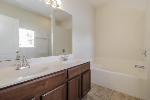 Villa ou maison à louer à Sanford, Floride: 3 chambres, 162.67 m2 № 2419559 - photo 11