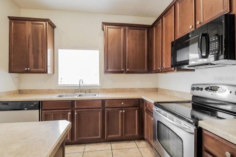 Villa ou maison à louer à Sanford, Floride: 3 chambres, 162.67 m2 № 2419559 - photo 8