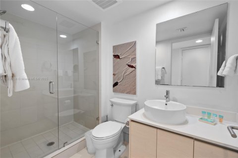 Купить кондоминиум в Халландейл-Бич, Флорида 2 спальни, 94.76м2, № 1939469 - фото 14