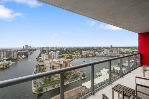 Купить кондоминиум в Халландейл-Бич, Флорида 2 спальни, 94.76м2, № 1939469 - фото 24