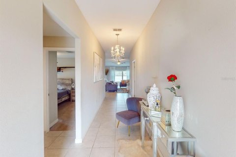 House in Ruskin, Florida 4 bedrooms, 179.77 sq.m. № 1564007 - photo 5