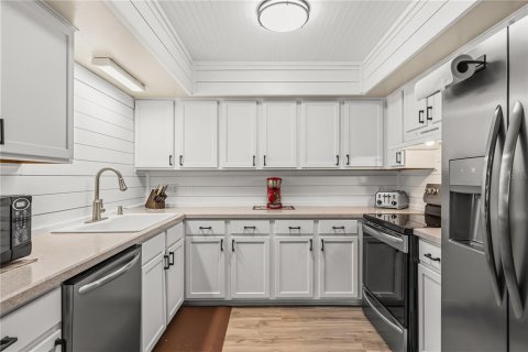 Villa ou maison à vendre à Clermont, Floride: 4 chambres, 256.04 m2 № 2197168 - photo 6