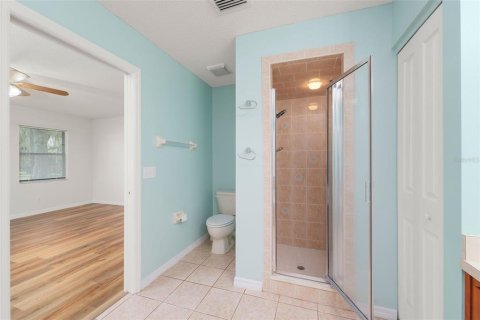 House in Lake Panasoffkee, Florida 2 bedrooms, 142.33 sq.m. № 1854190 - photo 19