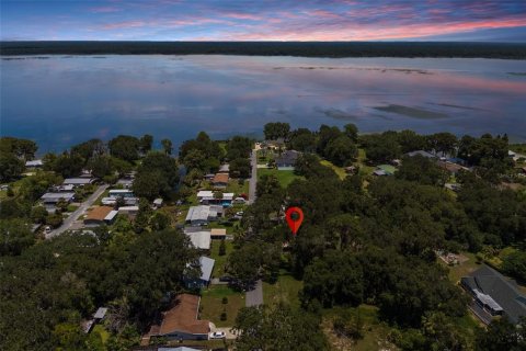 House in Lake Panasoffkee, Florida 2 bedrooms, 142.33 sq.m. № 1854190 - photo 4