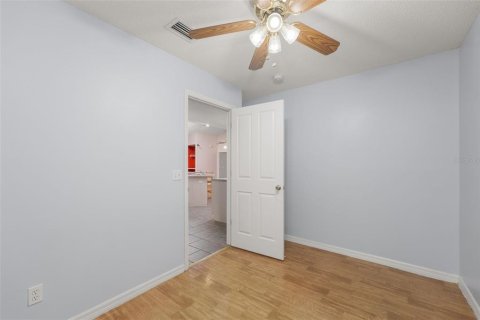 House in Lake Panasoffkee, Florida 2 bedrooms, 142.33 sq.m. № 1854190 - photo 25