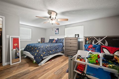 House in Valrico, Florida 3 bedrooms, 111.67 sq.m. № 1796668 - photo 8