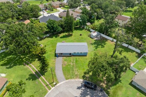 House in Valrico, Florida 3 bedrooms, 111.67 sq.m. № 1796668 - photo 12