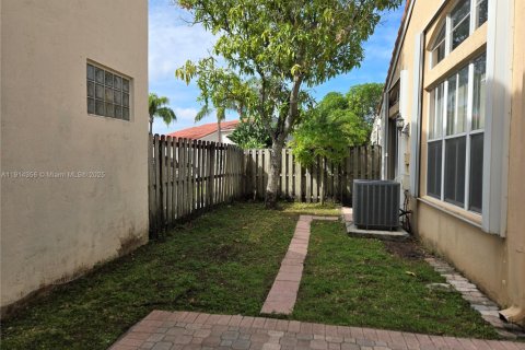 Купить виллу или дом в Дорал, Флорида 3 спальни, 148.18м2, № 1970130 - фото 20