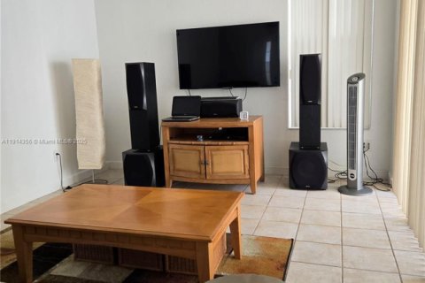 Купить виллу или дом в Дорал, Флорида 3 спальни, 148.18м2, № 1970130 - фото 23