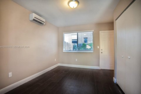 Appartement à louer à Miami, Floride № 2377177 - photo 3