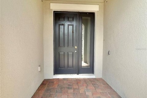 Villa ou maison à louer à Groveland, Floride: 4 chambres, 174.01 m2 № 1903230 - photo 2