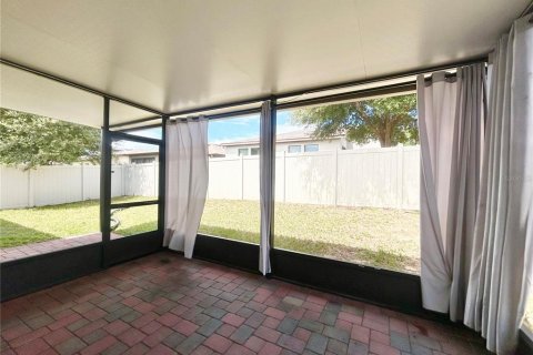 Villa ou maison à louer à Groveland, Floride: 4 chambres, 174.01 m2 № 1903230 - photo 8