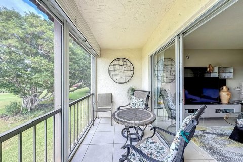 Condo in Pembroke Pines, Florida, 2 bedrooms  № 1705067 - photo 29