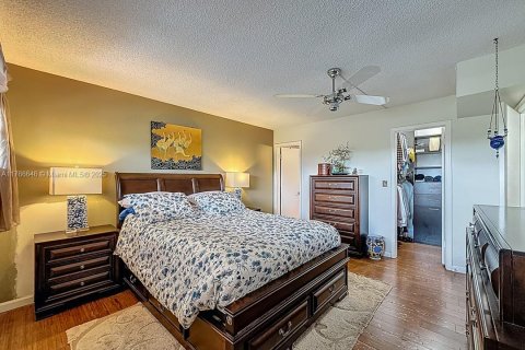 Condo in Pembroke Pines, Florida, 2 bedrooms  № 1705067 - photo 6