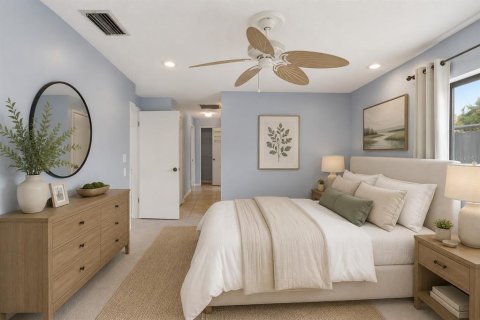House in Tampa, Florida 4 bedrooms, 232.81 sq.m. № 2210433 - photo 19