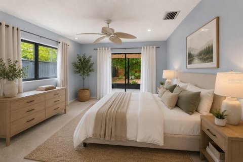 House in Tampa, Florida 4 bedrooms, 232.81 sq.m. № 2210433 - photo 17