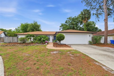 House in Tampa, Florida 4 bedrooms, 232.81 sq.m. № 2210433 - photo 2