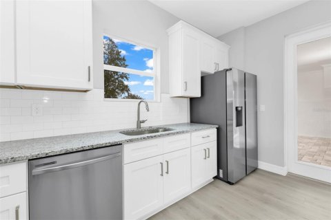 Casa en venta en Punta Gorda, Florida, 4 dormitorios, 194.35 m2 № 2207121 - foto 18