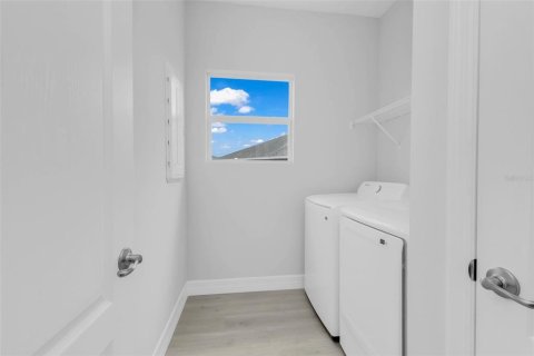 Casa en venta en Punta Gorda, Florida, 4 dormitorios, 194.35 m2 № 2207121 - foto 9