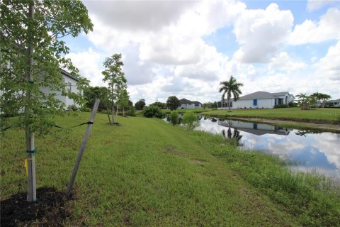 Casa en venta en Punta Gorda, Florida, 4 dormitorios, 194.35 m2 № 2207121 - foto 5