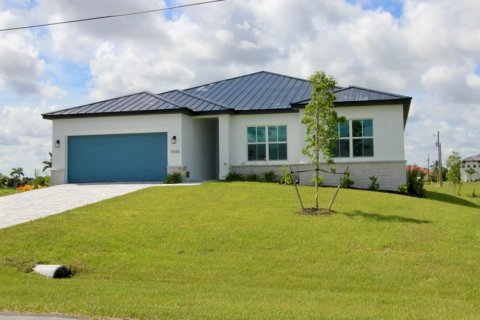 Casa en venta en Punta Gorda, Florida, 4 dormitorios, 194.35 m2 № 2207121 - foto 2