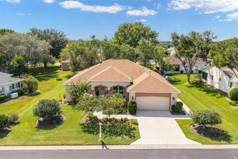 Villa ou maison à Summerfield, Floride 2 chambres, 195.93 m2 № 2393755