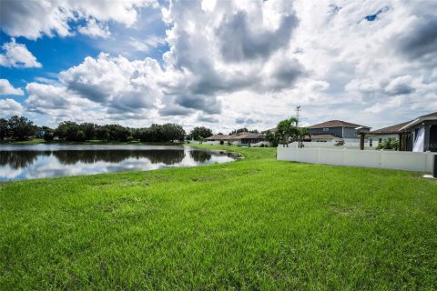 Villa ou maison à vendre à New Port Richey, Floride: 3 chambres, 187.38 m2 № 1885597 - photo 18