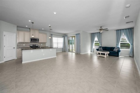 Villa ou maison à vendre à New Port Richey, Floride: 3 chambres, 187.38 m2 № 1885597 - photo 3