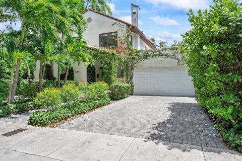 House in Miami, Florida 5 bedrooms, 292.27 sq.m. № 1840853 - photo 2